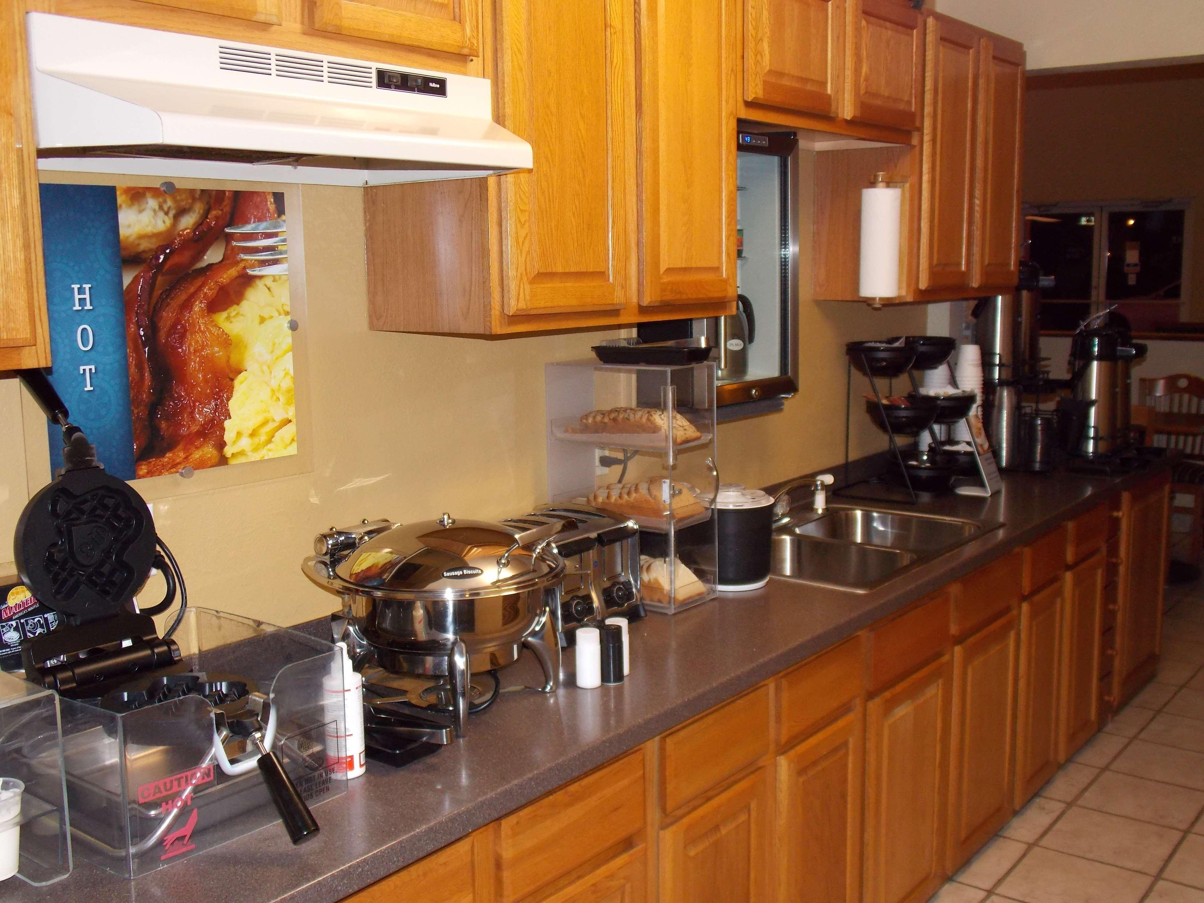Best Western Executive Inn Hallettsville Zewnętrze zdjęcie