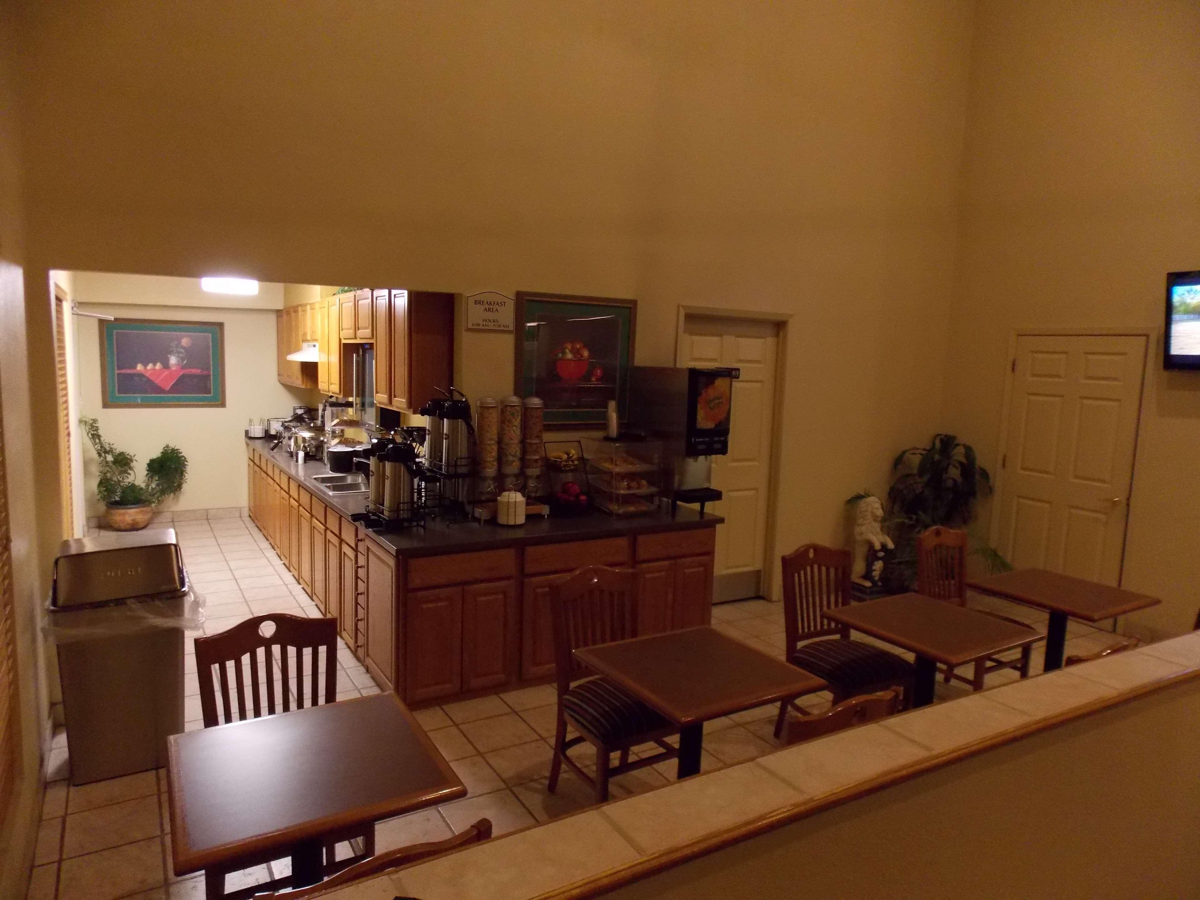 Best Western Executive Inn Hallettsville Zewnętrze zdjęcie